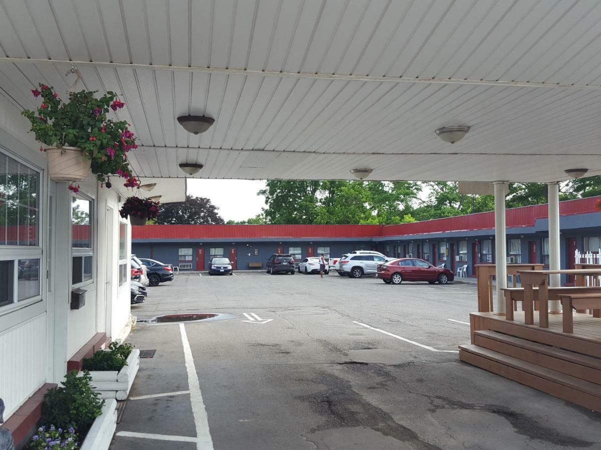 Niagara Inn & Suites Εξωτερικό φωτογραφία